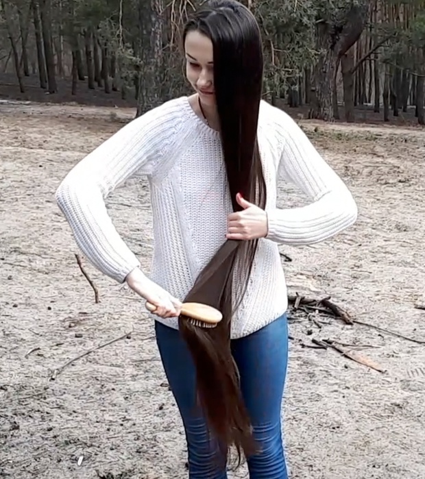 VIDEO - Spring Rapunzel