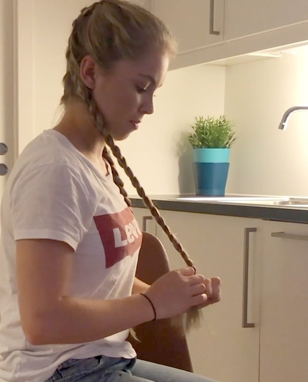 VIDEO - Selma&#x27;s double dutch braids