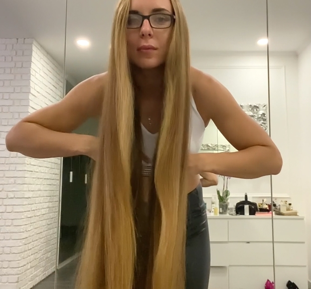 VIDEO - Mirrors and mirrors