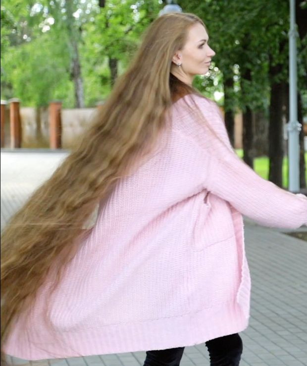 VIDEO - Perfect outdoor hair display