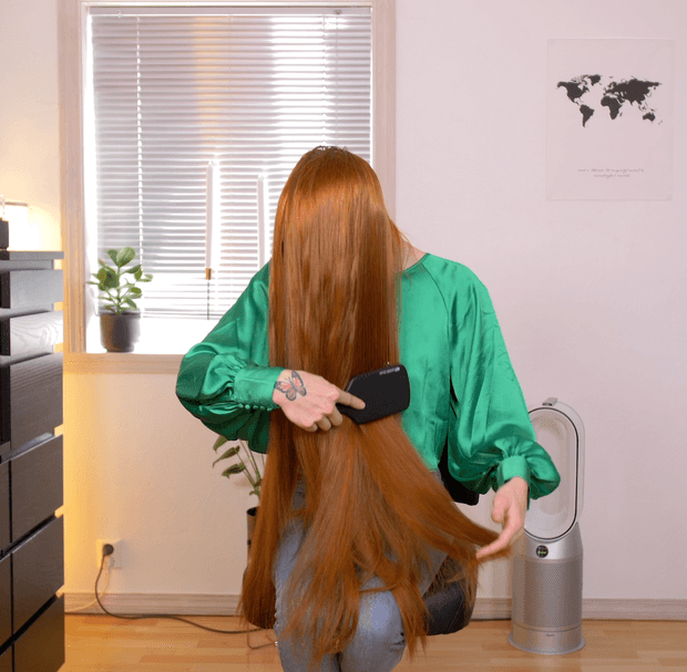 VIDEO - Benedicte&#x27;s bun drop show
