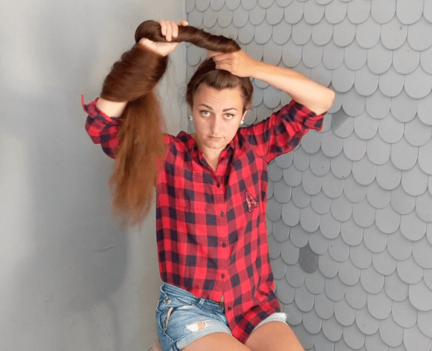 VIDEO - Massive hair deluxe