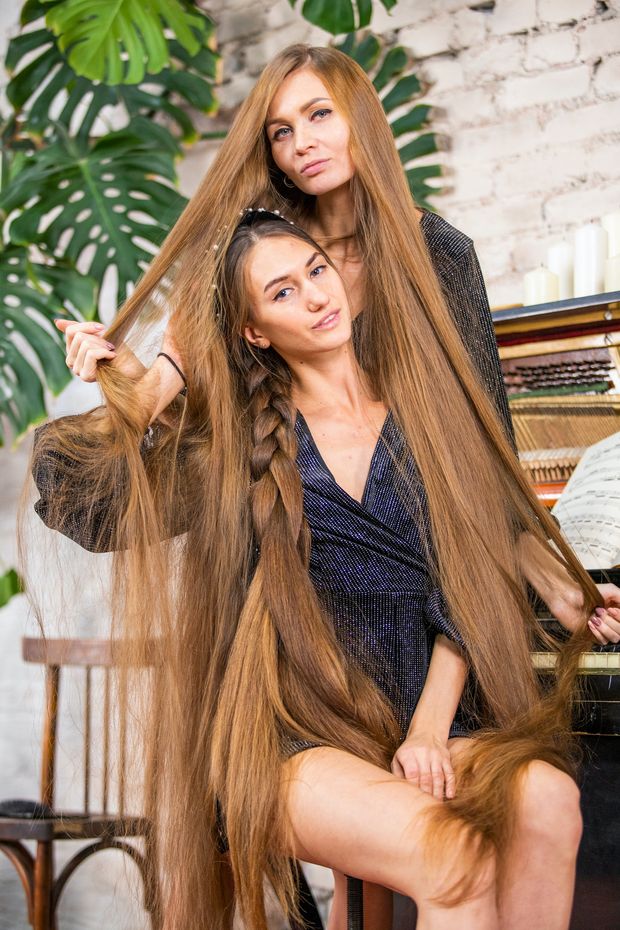 PHOTO SET - Extremely long hair by the piano photoshoot