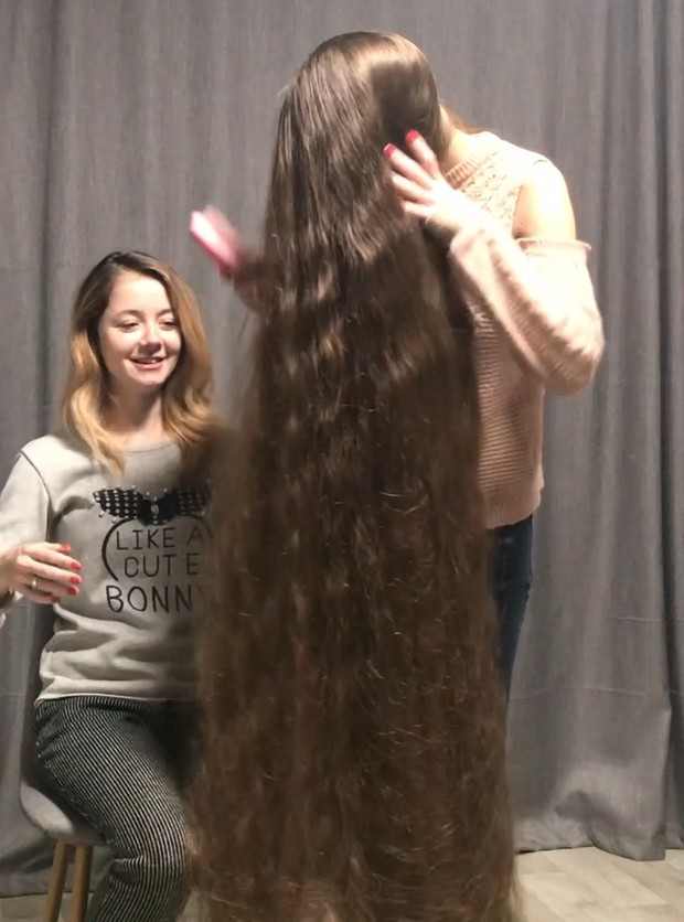 VIDEO - Extreme amount of hair