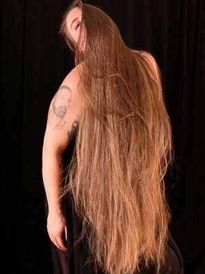 VIDEO - Her great bundrop show