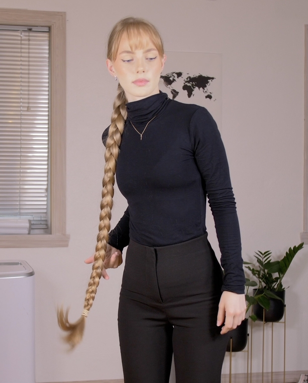VIDEO - The big braid and ponytail