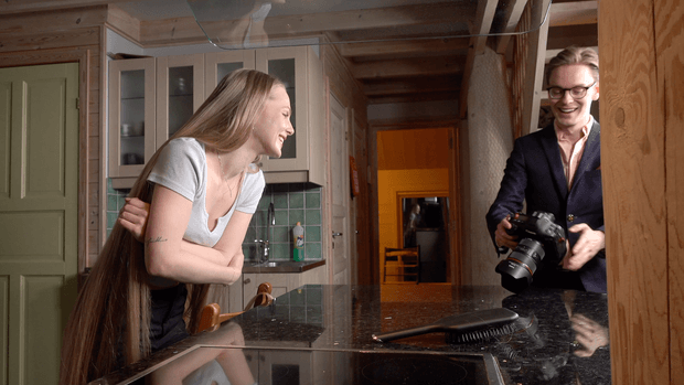 VIDEO - A Rapunzel&#x27;s photoshoot in the kitchen BTS