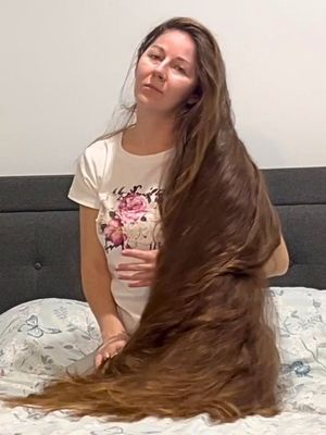 VIDEO - Crazy hair flips 2
