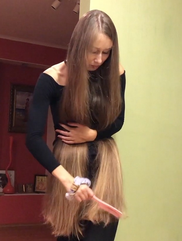 VIDEO - The ultimate ponytails