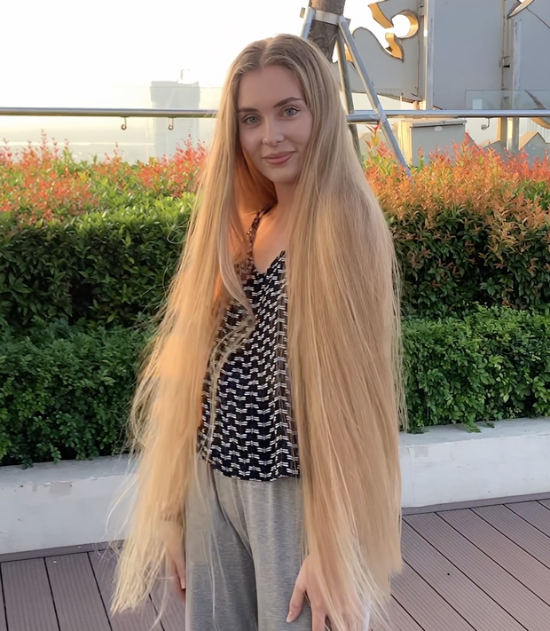 VIDEO - Super beautiful Irina&#x27;s walk