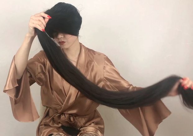 VIDEO - Rin&#x27;s face covering