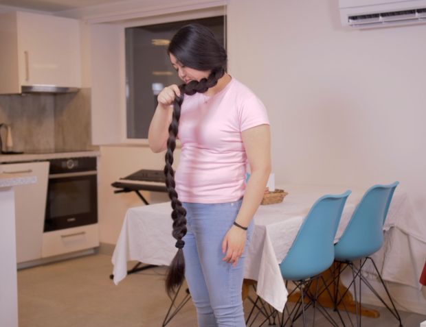 VIDEO - Isabell&#x27;s mega braid