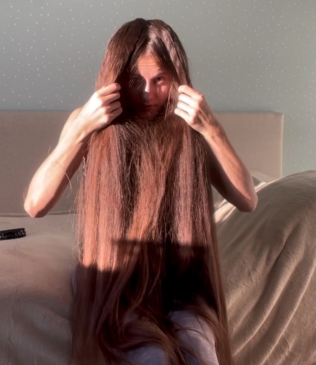 VIDEO - Kristina&#x27;s hair display show