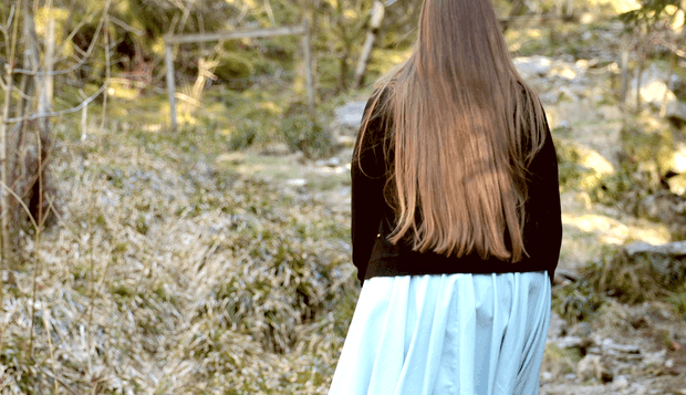 VIDEO - Rapunzel and her friend&#x27;s forest walk