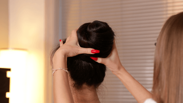 VIDEO - The longest ponytails Celina has ever made