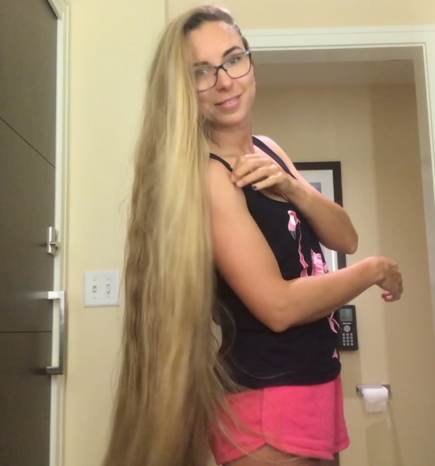 VIDEO - Bathroom play 4