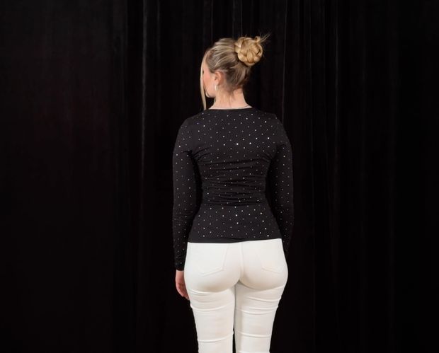 VIDEO - Braids and buns display