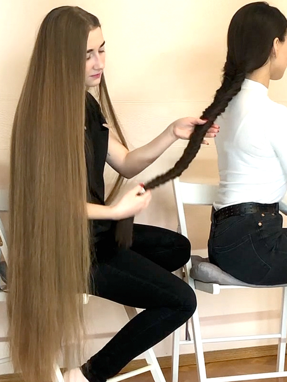 VIDEO - Alena's long hair summer