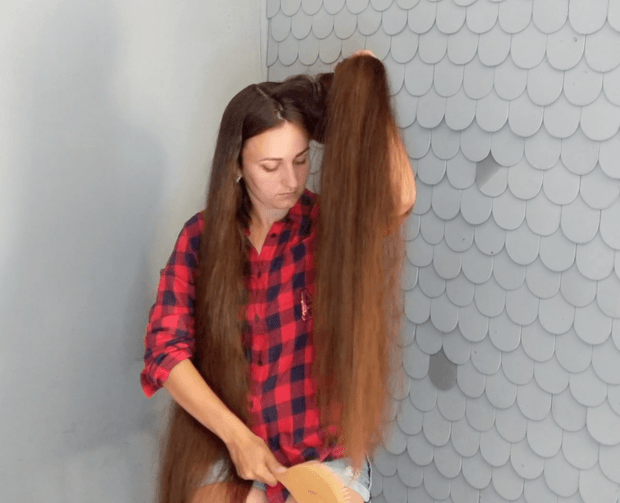 VIDEO - Massive hair deluxe