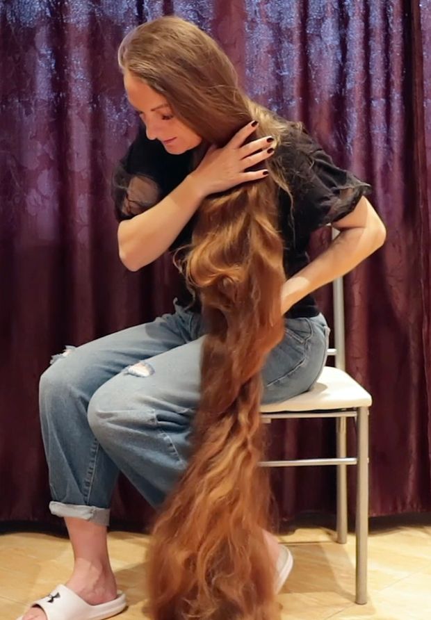 VIDEO - From a massive braid to a very massive mane