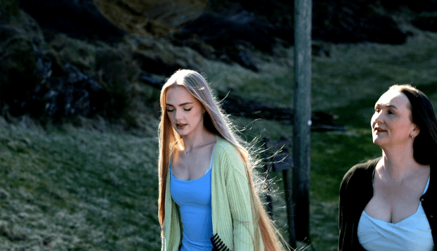 VIDEO - Rapunzel and her friend&#x27;s forest walk