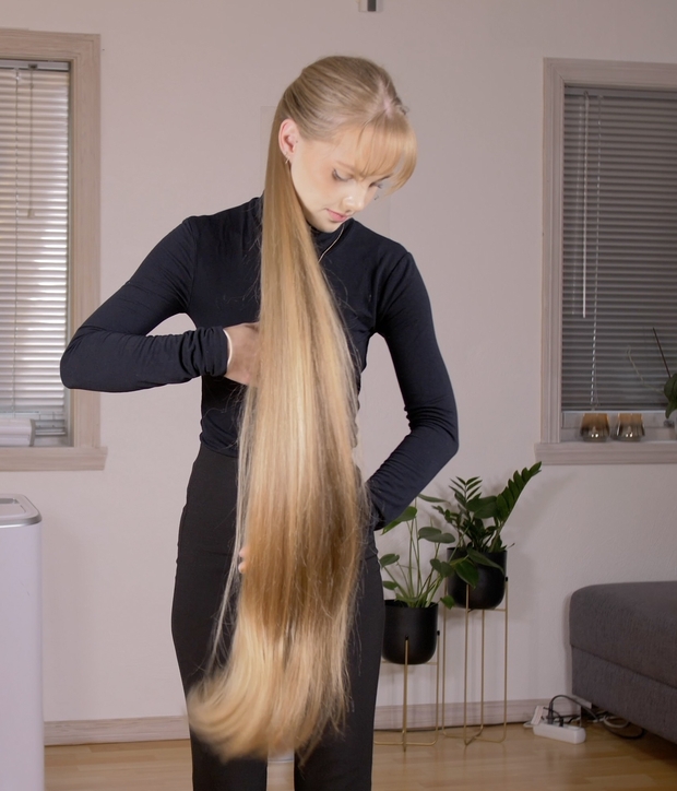 VIDEO - The big braid and ponytail