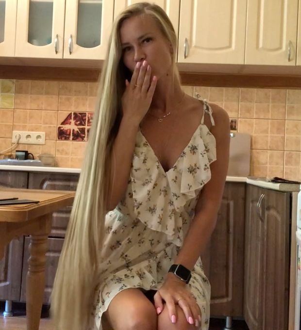 VIDEO - Julia in the kitchen