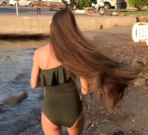 VIDEO - Boats, water and hair