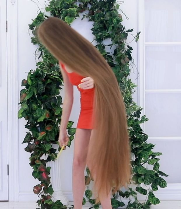 VIDEO - Lower calf length hair