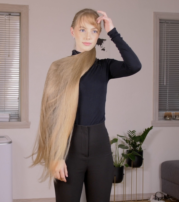 VIDEO - The big braid and ponytail