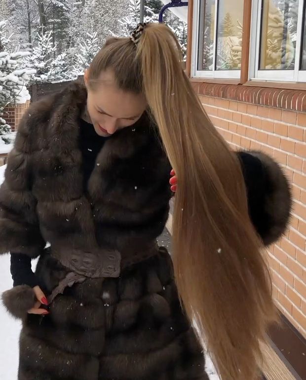 VIDEO - Rapunzel in the snow