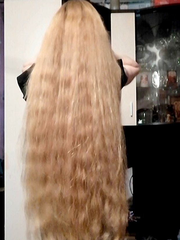 PHONE VIDEO - Yet another Elena