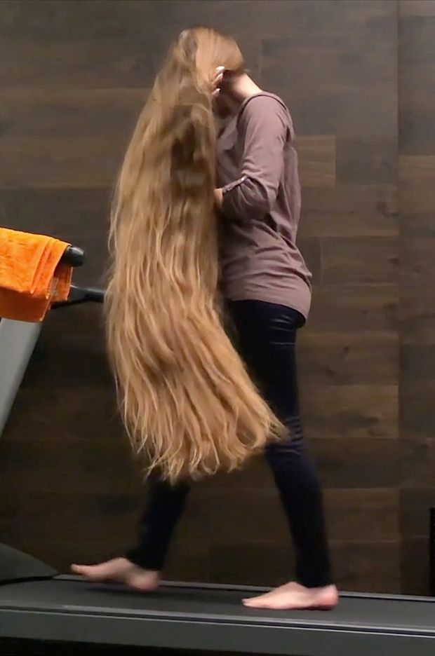 VIDEO - Treadmill Rapunzel