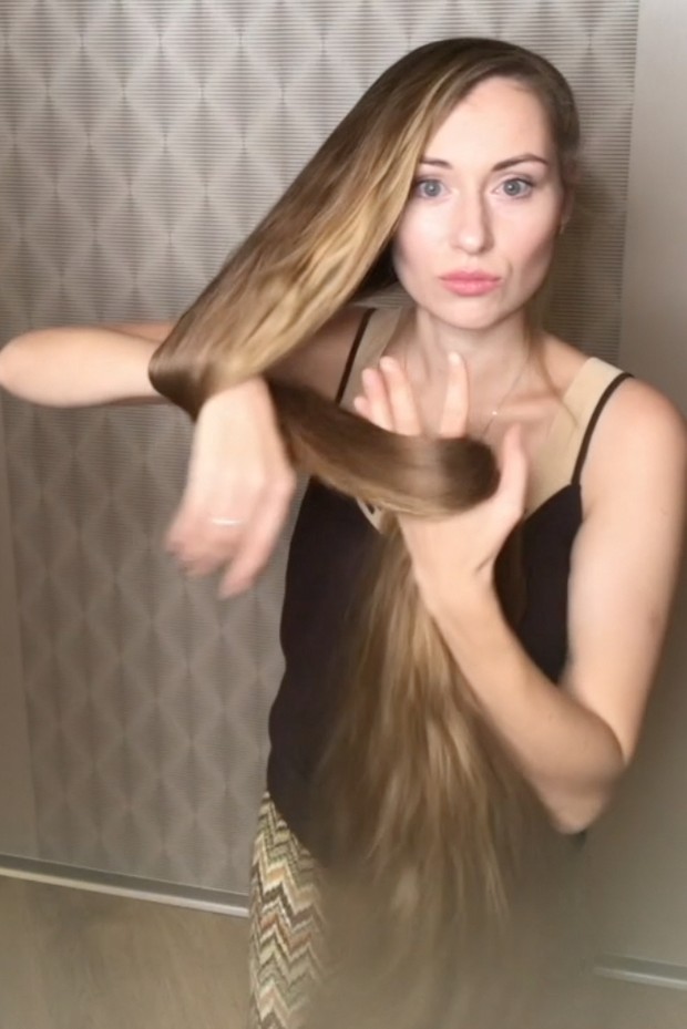 PHONE VIDEO - Katerina&#x27;s hair display