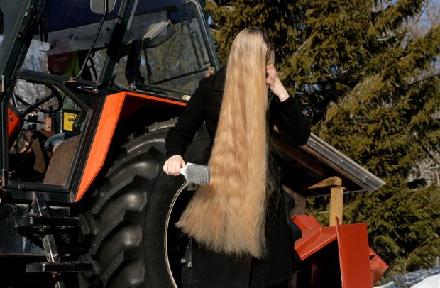 VIDEO - The Tractor