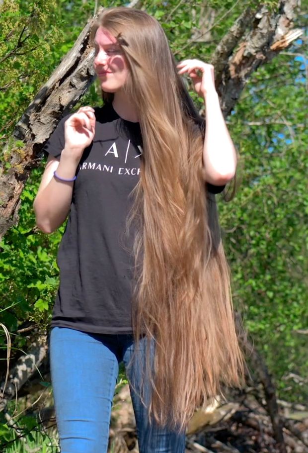 VIDEO - Rapunzel in paradise