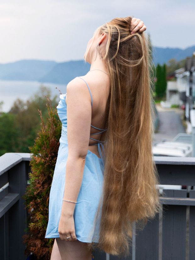 PHOTO SET - Perfect, long, thick blonde hair and a great view photoshoot