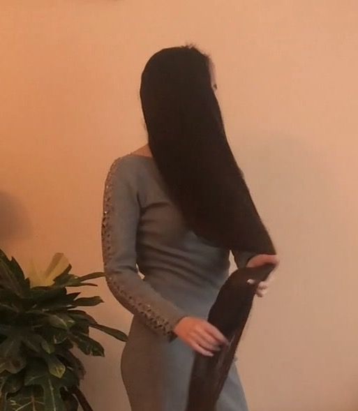 VIDEO - Ivanna&#x27;s super long locks