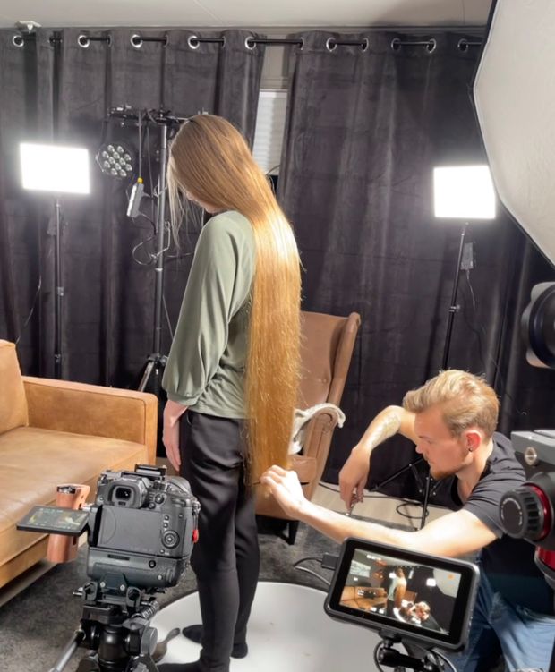 VIDEO - Emilie shoot BTS