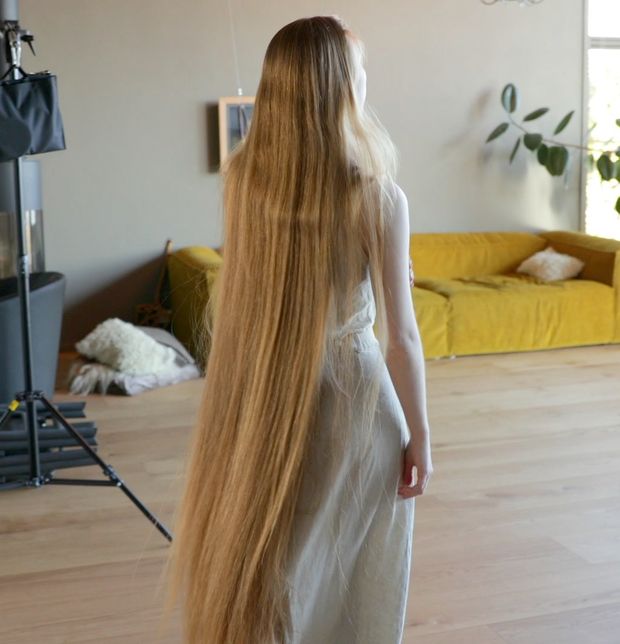VIDEO - Rapunzel&#x27;s house tour