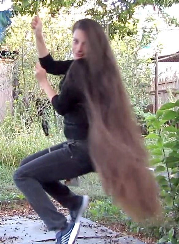 VIDEO - Natalya&#x27;s swing