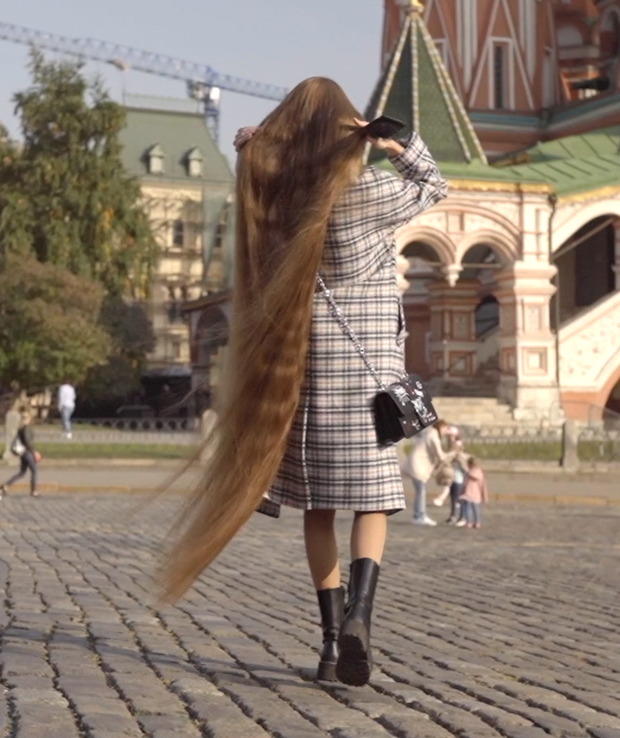 VIDEO - Rapunzel in the city