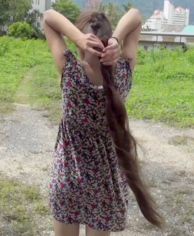 VIDEO - From a big braid to a big mane