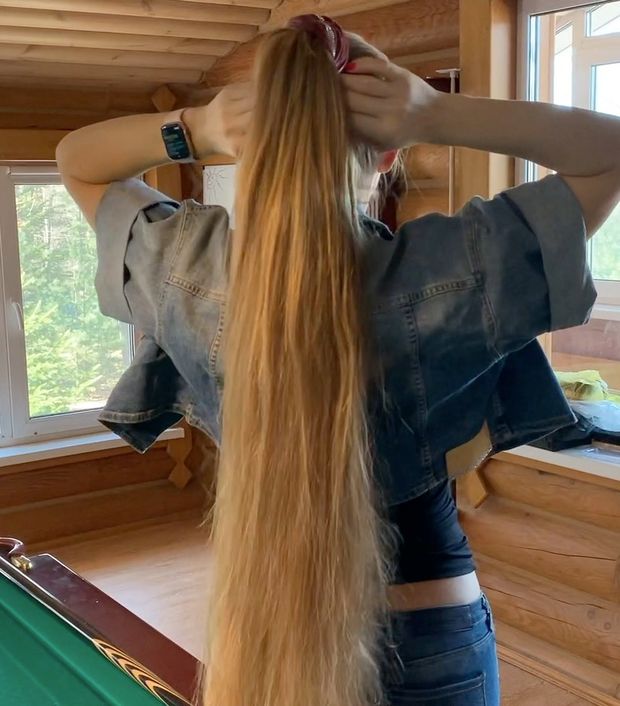 VIDEO - Pool table Rapunzel