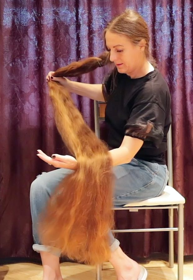 VIDEO - From a massive braid to a very massive mane