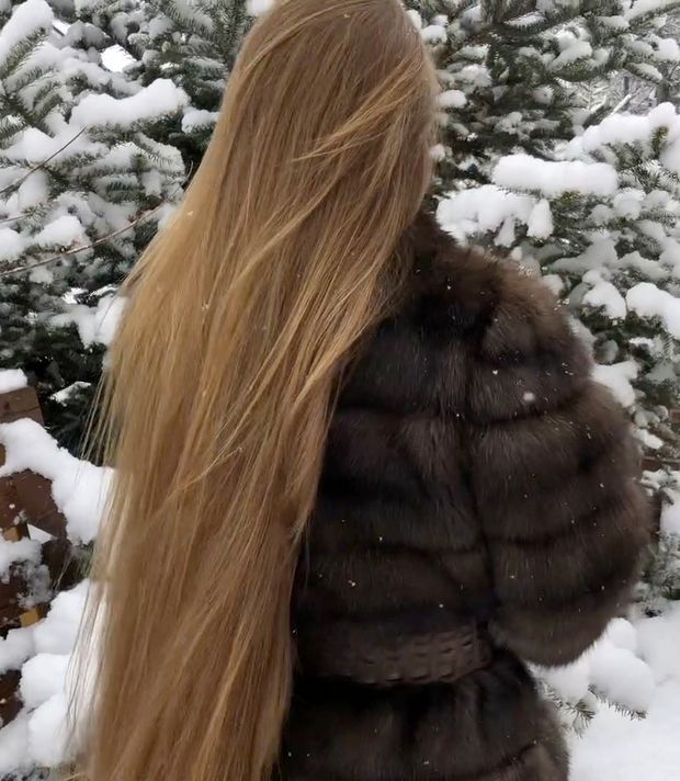 VIDEO - Rapunzel in the snow