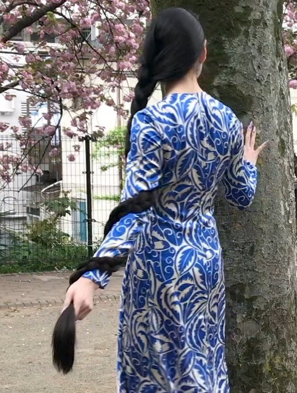 VIDEO - Rin by the tree 2