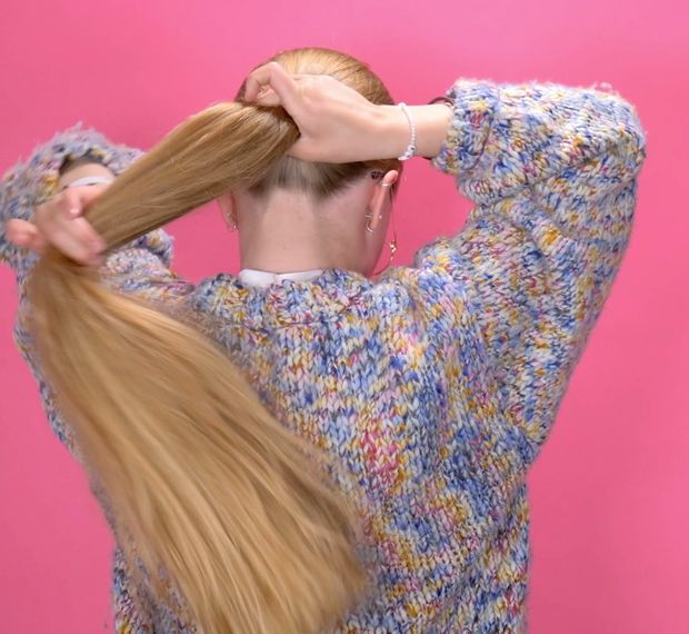 VIDEO - Blonde &amp; Pink
