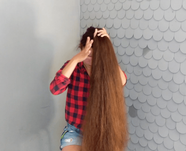 VIDEO - Massive hair deluxe