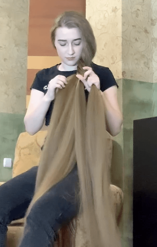VIDEO - Soft, silky blonde knee length hair